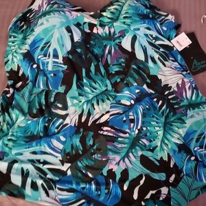 Plus swim top from target 22W tankini NWT